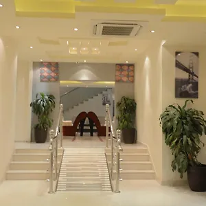الجنادريه سويتس ١١ شقة فندقية